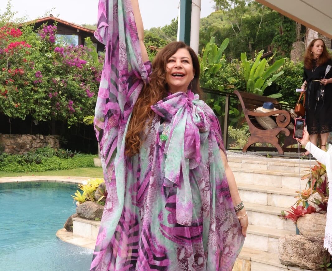 Kristhel Byancco leva a Brasília a experiência “Joias do Poder”, unindo arte, design, literatura e protagonismo feminino